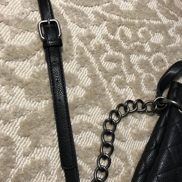 Forever 21 Quilted Purse - Picture 7 of 8